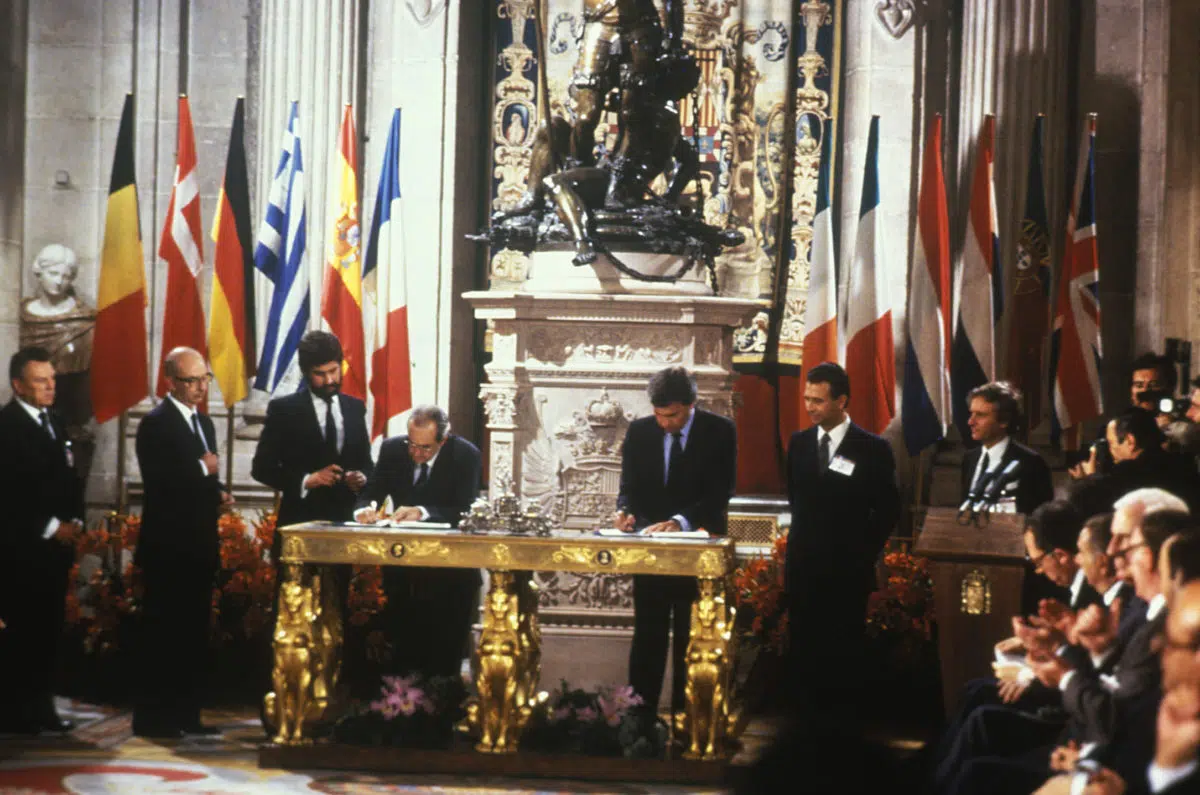 Hace 35 años España y Portugal se unieron a le CEE: No hubiera sido posible sin democracia