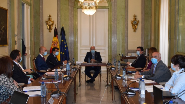 Campo preside la primera reunión presencial de la Comisión que elaborará la nueva LECrim y llama al consenso judicial y político