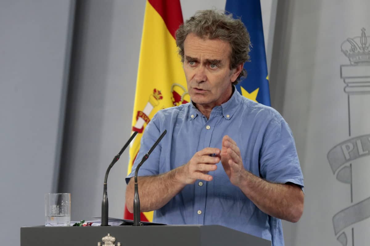 Anticorrupción remite a la Fiscalía de Madrid la denuncia contra Fernando Simón por ‘encerrar’ a los ancianos en las residencias