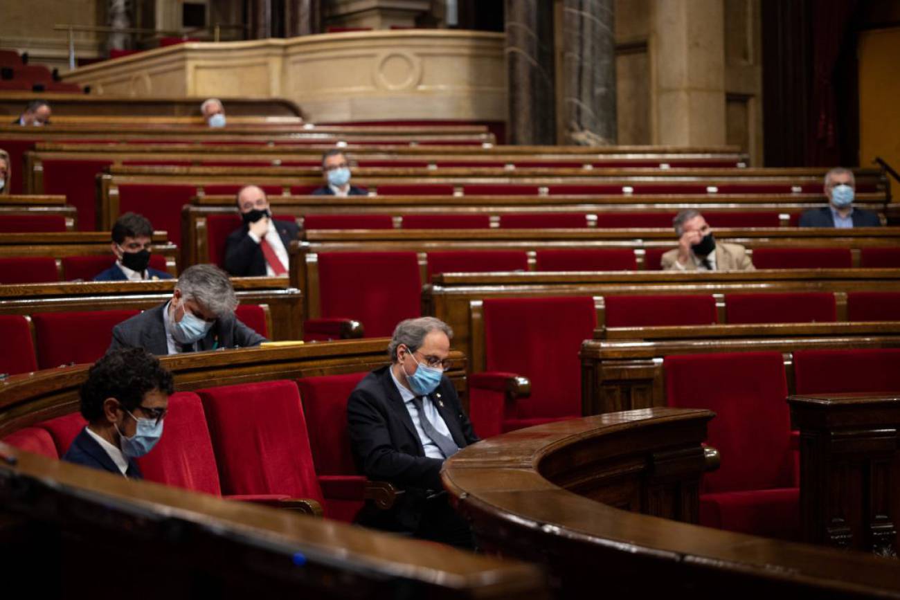 La resolución completa del Parlamento catalán –en castellano– que declara a Cataluña republicana y por la que no reconoce al Rey