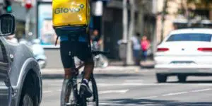 El TSJ de Aragón reitera en una nueva sentencia que entre la empresa Glovo y los 'riders' existe relación laboral