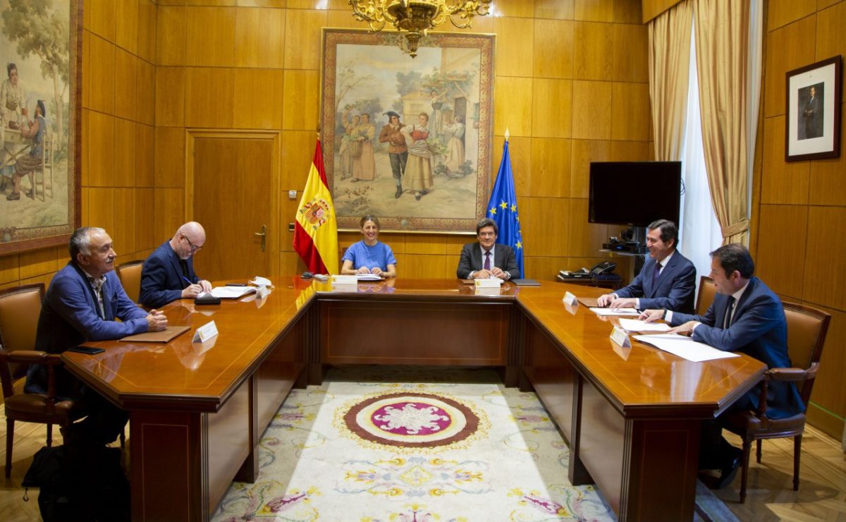 La prórroga de los ERTE hasta el 31 de enero levanta las críticas de los expertos por su compleja normativa