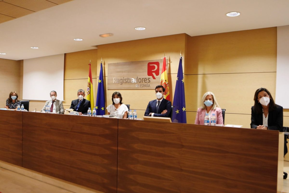 Comienzan los exámenes de oposición del cuerpo de registradores con seis meses de retraso por el Covid-19