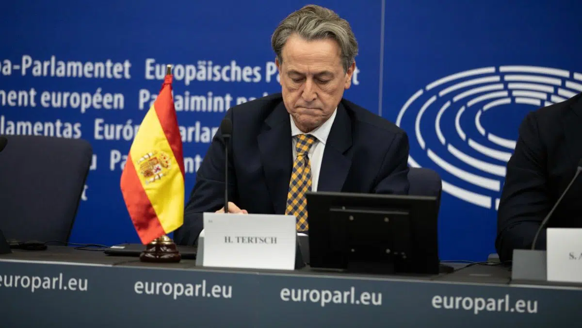 El Supremo inadmite la querella de IU y Podemos contra el eurodiputado de VOX Hermann Tertsch