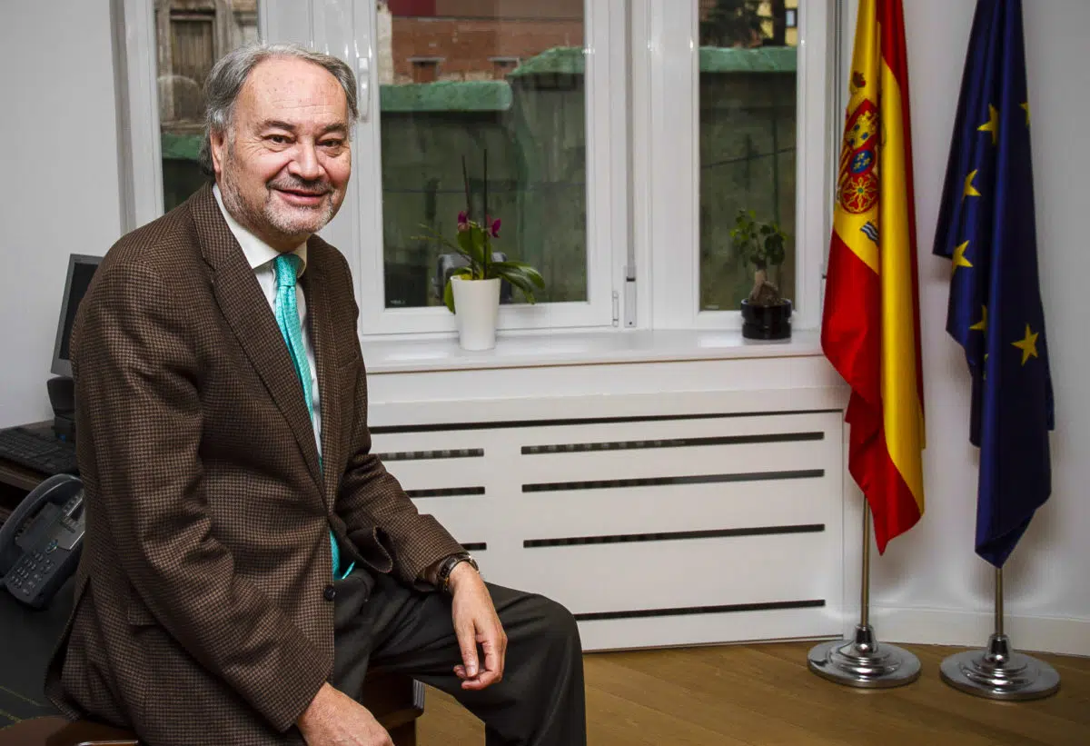 Juan Carlos Estévez se presenta a la reelección como presidente del Consejo General de Procuradores de España