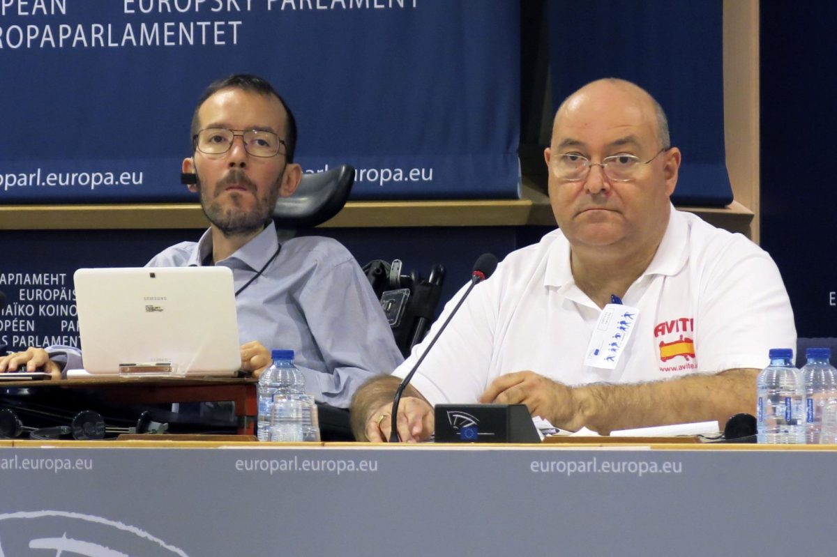Echenique se ofrece a AVITE para desbloquear el conflicto de la talidomida con el Ministerio de Sanidad