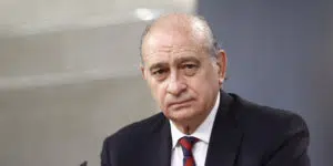 García Castellón pide al exministro Fernández Díaz que entregue el móvil que usaba en 2013