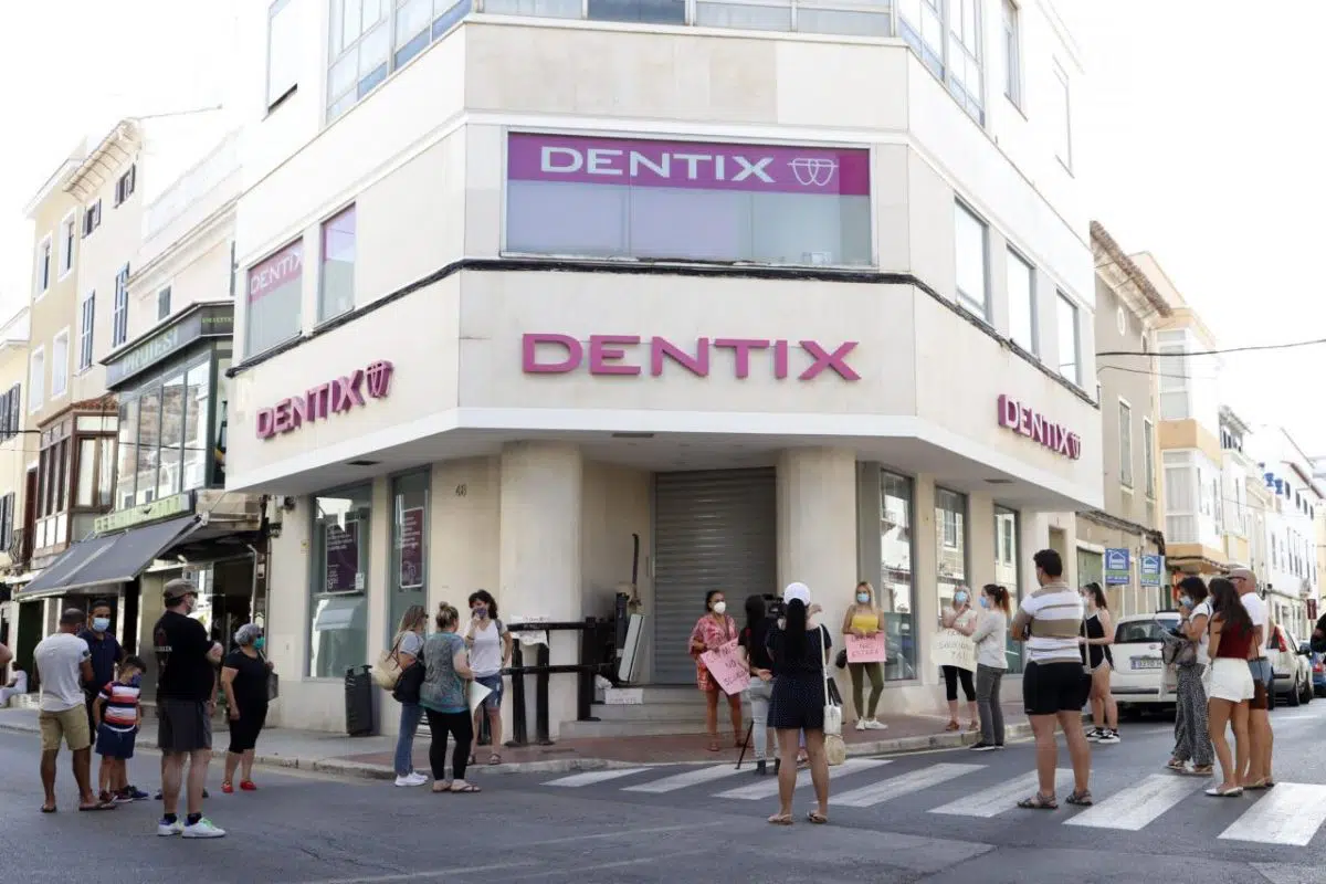 Dentix reabre 62 clínicas en España para terminar los tratamientos pendientes y retomar la actividad