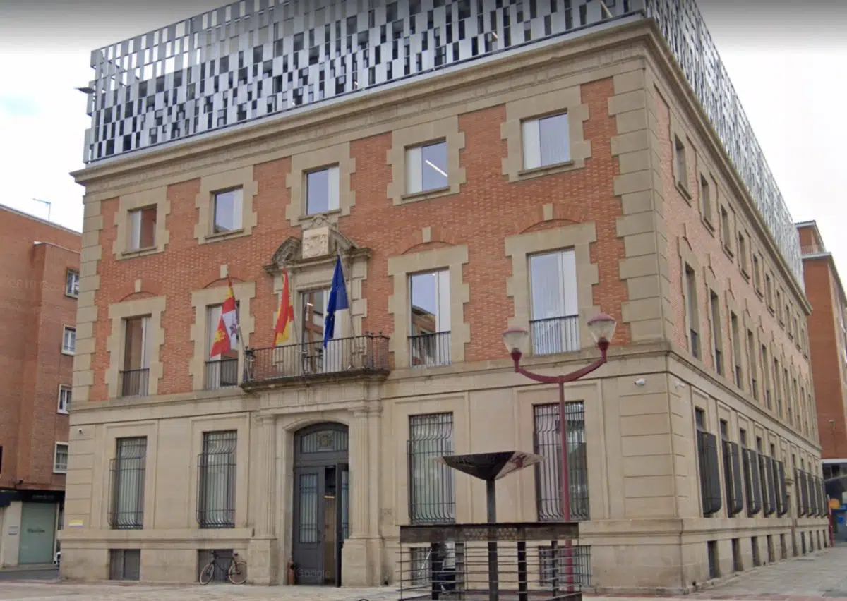 ANCU Informacu se querella contra el Colegio de Abogados de Palencia