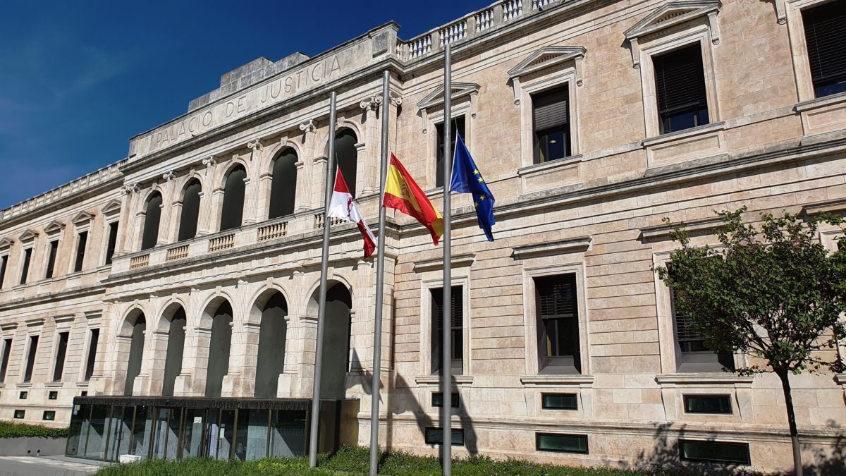 El TSJ anula el plan de regulación del tráfico con carriles bus, taxi y bici del Ayuntamiento de Valladolid y le obliga a devolver las sanciones