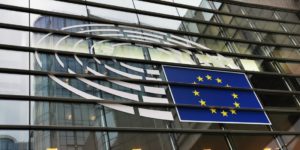 La Plataforma Cívica por la Independencia Judicial denuncia ante el Parlamento Europeo y a la Comisión la reforma de la LOPJ