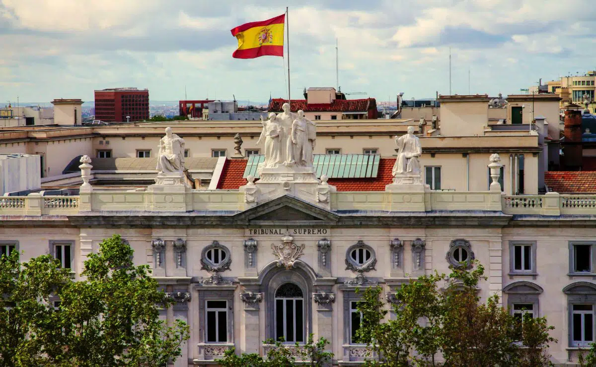 El TS da 10 días a Castilla y León para responder al recurso del Gobierno contra el toque de queda fijado por la Junta