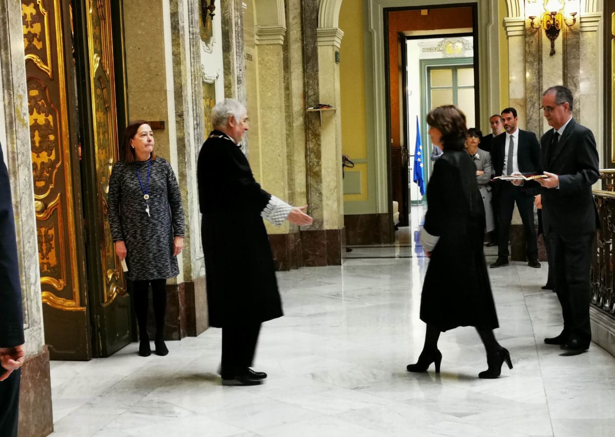 El Supremo no rechaza la demanda contra el nombramiento de la fiscal general del Estado, como solicitaba la Abogacía del Estado