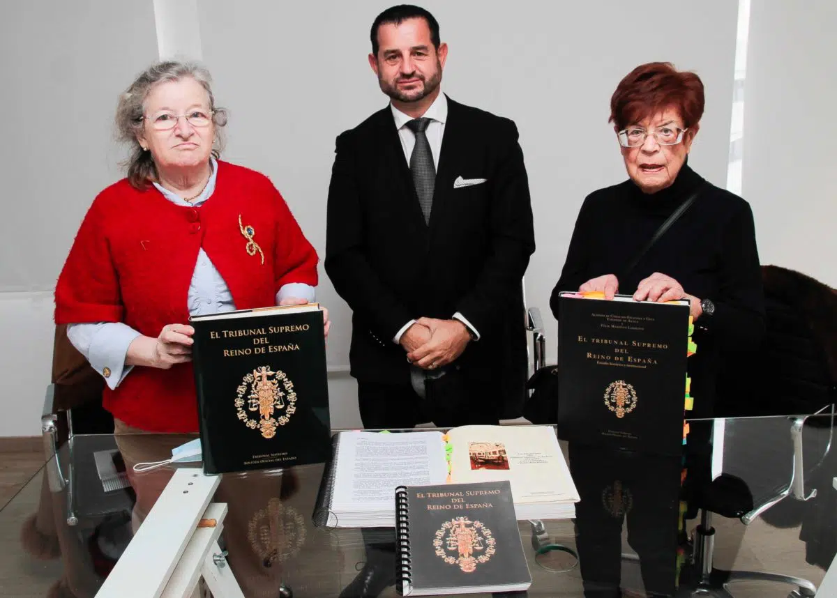 Garzón Abogados asume la representación de las coautoras del libro del Supremo para iniciar acciones legales