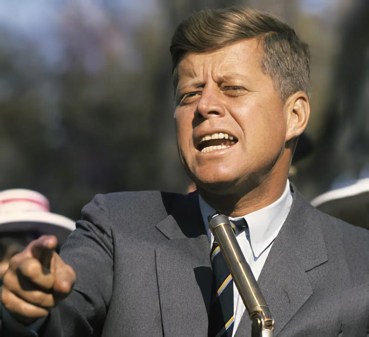 JFK: «Los estadounidenses son libres de estar en desacuerdo con la ley pero no de desobedecerla»
