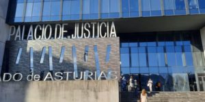 La Fiscalía pide un año y cuatro meses de cárcel para dos empresarios acusados de presentar documentos falsos como prueba en un juicio por estafa