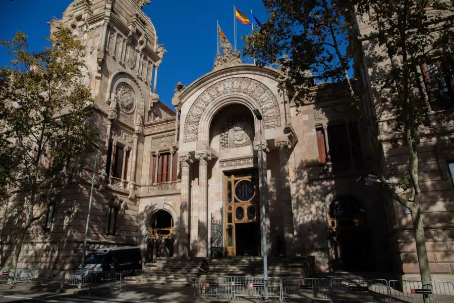 La Audiencia de Barcelona ordena volver a interrogar a una treintena de excargos del Gobierno catalán por el 1-O