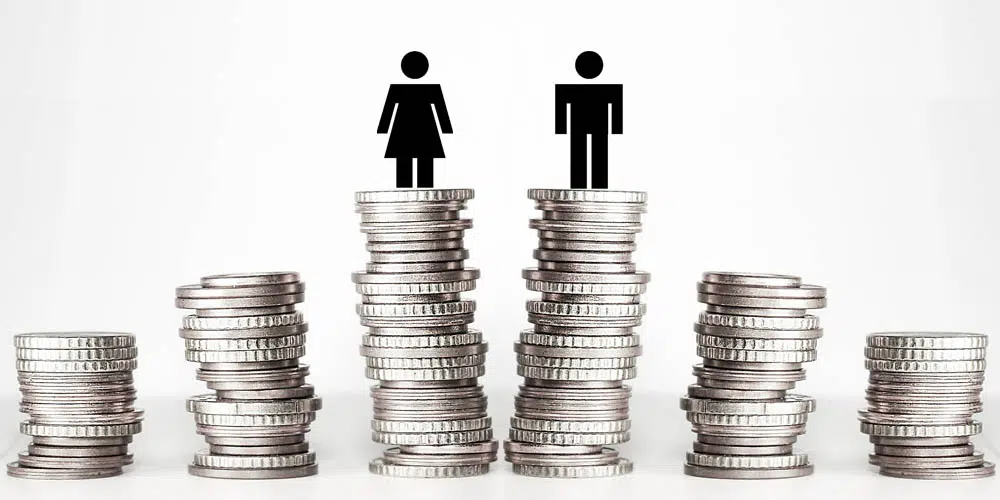 Las compañías de tecnología colaboran con las empresas para reducir las brechas salariales entre sexos