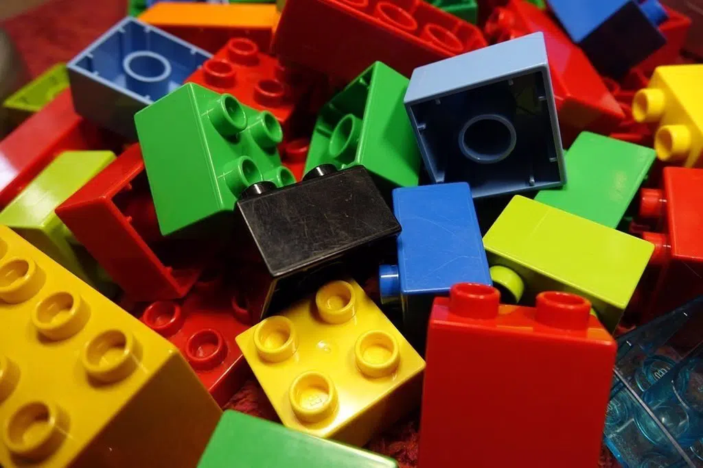 El TGUE aclara que el diseño modular de las piezas de LEGO debe ser objeto de protección al ser válido