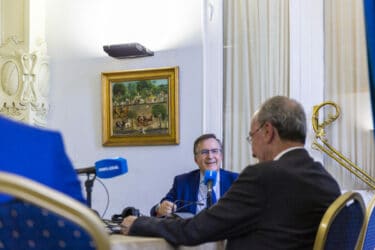 El alcalde de Málaga, Francisco de la Torre Prados y el director de Foro Confilegal Santander Justicia, Carlos Berbell