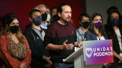 El juez amplía seis meses la investigación sobre el contrato de Neurona y Podemos