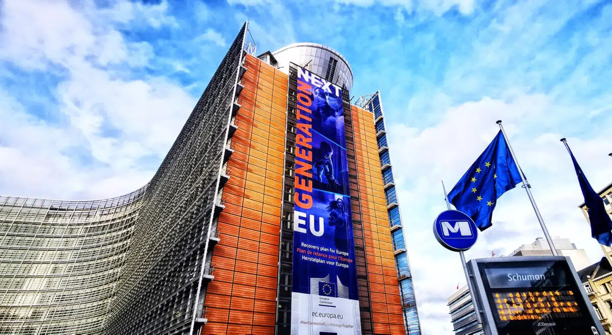 Bruselas impulsará una nueva normativa de créditos al consumo que evite el sobreendeudamiento de los consumidores