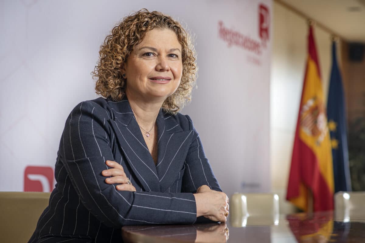 María Emilia Adán pone en relieve el soporte jurídico del Colegio de Registradores a las sociedades