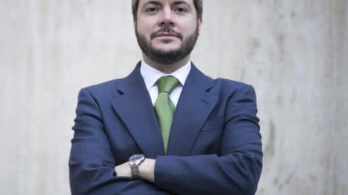 El abogado Blas Piñar impulsa su propio bufete, Synderesis Legal: «La pandemia nos ha enseñado una forma distinta de trabajar»