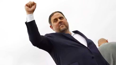 La Fiscalía del Constitucional rechaza levantar cautelarmente la inhabilitación de Junqueras y Romeva por malversación en el ‘procés’