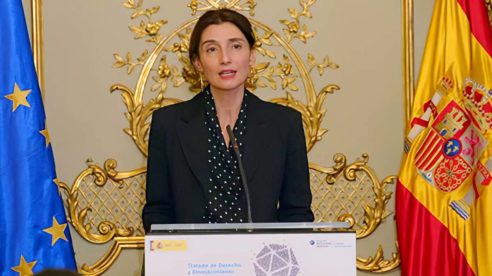 Llop califica de «vergüenza» el pacto PP-VOX sobre una futura Ley de Violencia Intrafamiliar en Castilla-León