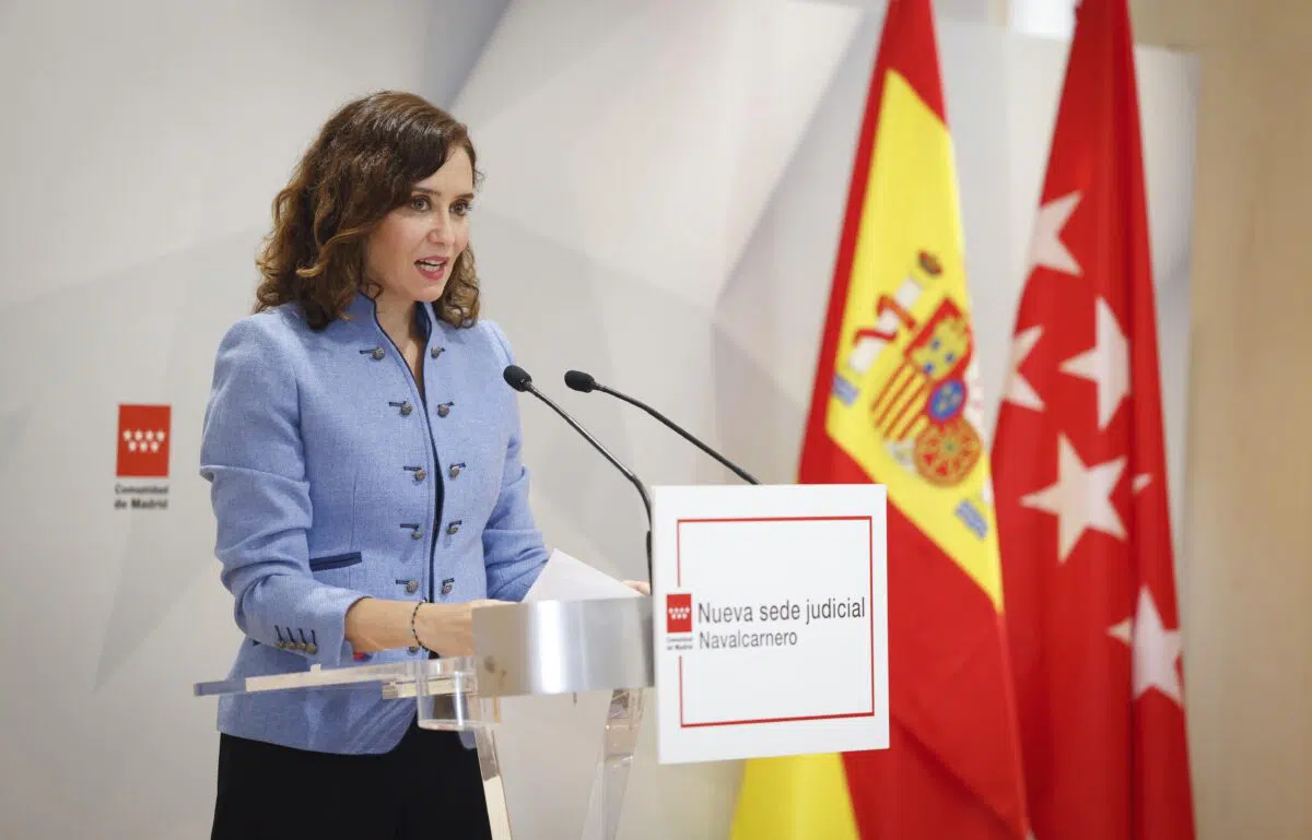 La presidenta de la Comunidad de Madrid inaugura el nuevo palacio de justicia de Navalcarnero