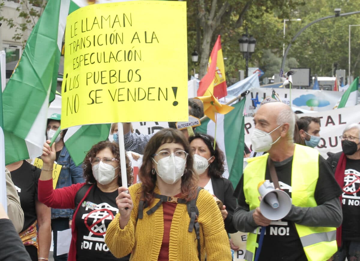 Los manifestantes procedían de los cuatro puntos cardinales de España. 