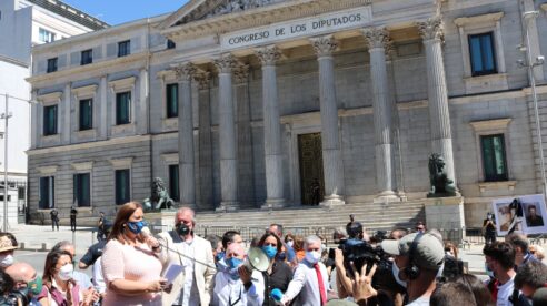 La AVT pide a los grupos parlamentarios tipificar la humillación a las víctimas del terrorismo de manera autónoma