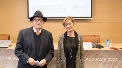 La Abogacía alerta sobre los riesgos que la desinformación supone para la salud democrática