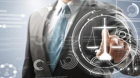 Diez claves para entender cómo las firmas de despachos afrontan los cambios en el sector asegurador