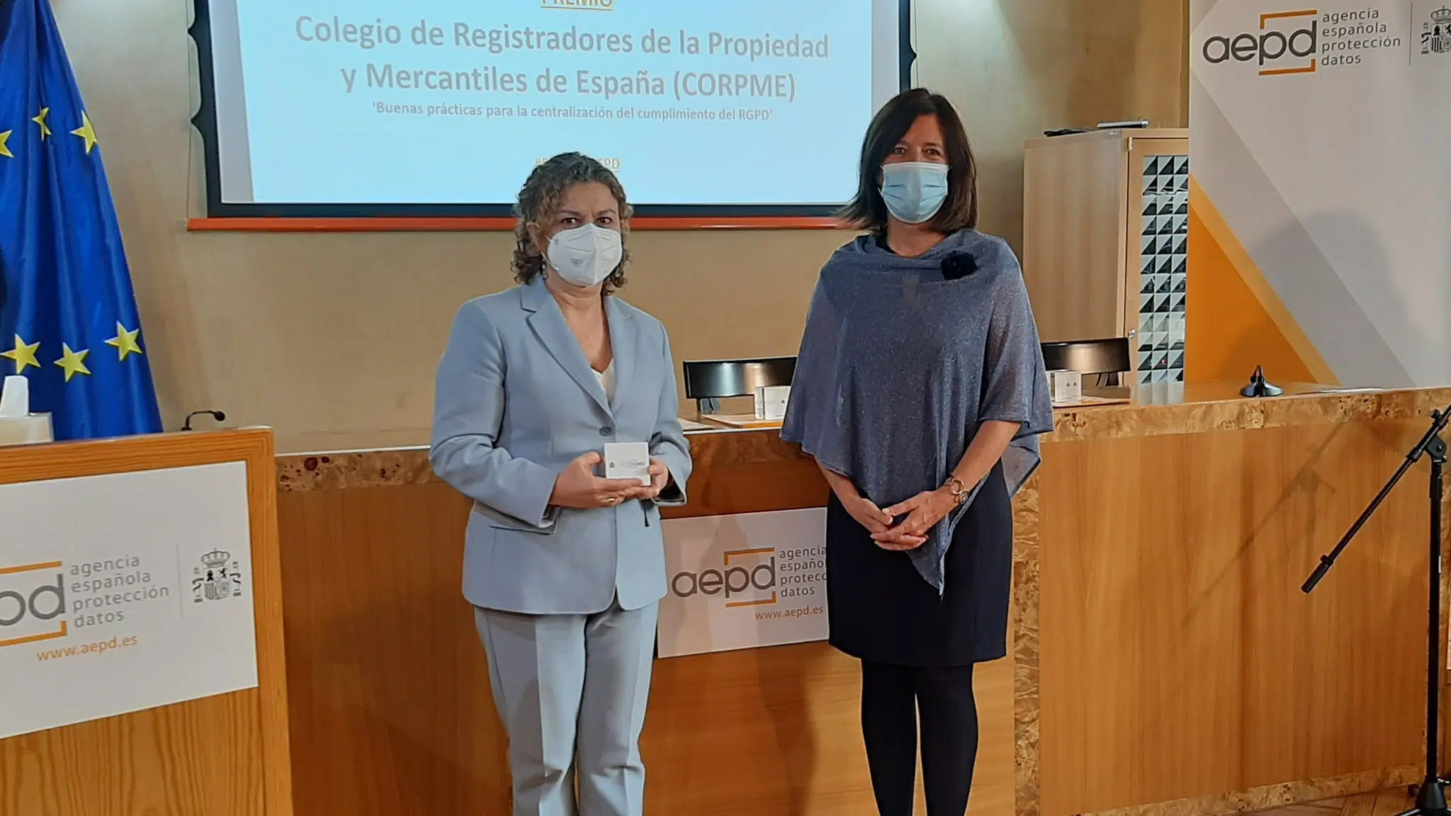 El Colegio de Registradores recibe el premio de la Agencia Española de Protección de Datos por su Guía de buenas prácticas