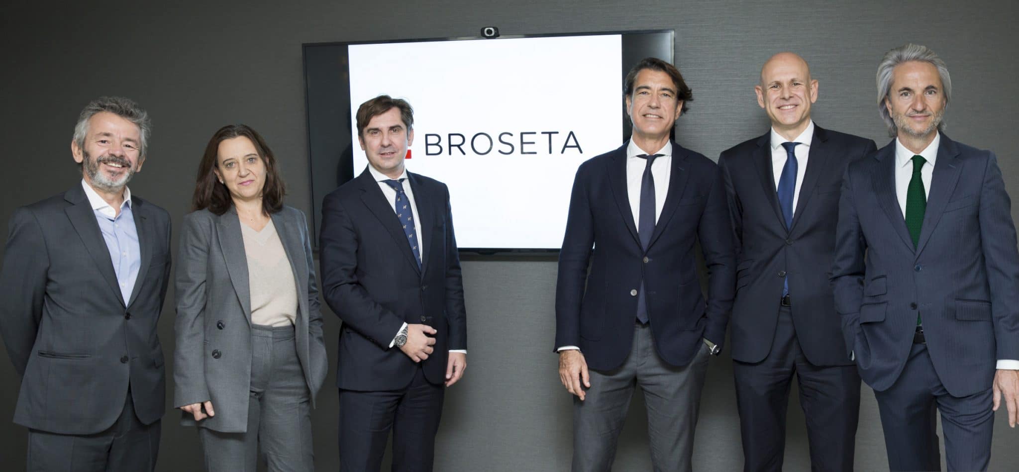 Rosa Vidal, socia directora de Broseta, satisfecha al integrar los equipos que dejan Andersen Barcelona