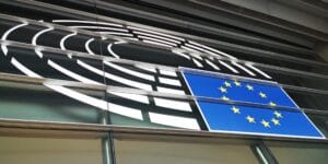 Empresas y firmas de abogados se refuerzan para afrontar la avalancha normativa que va a llegar desde Bruselas