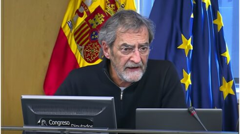 «La vacunación masiva supuso un experimento global», Joan Laporte especialista en farmacología clínica, ante el Congreso