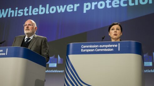 Bruselas abre procedimiento sancionador a España y a otros 23 países por no transponer la Directiva «Whistleblowing»