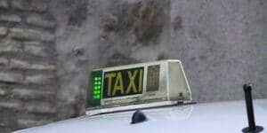 Imagen de la luz de un taxi