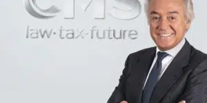 Cesar Albiñana, socio director de CMS España, partidario de que se rebaje la presión fiscal para ayudar a las empresas a crecer