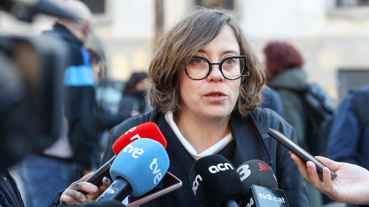 La diputada de la CUP Eulàlia Reguant recurre en el TC su condena de 13.500 euros por no contestar a Vox en el juicio del procés
