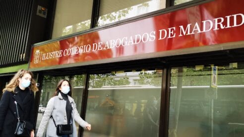 Uno de los cuatro procuradores-abogados ejercientes ya ha pedido al ICAM su paso a no ejerciente