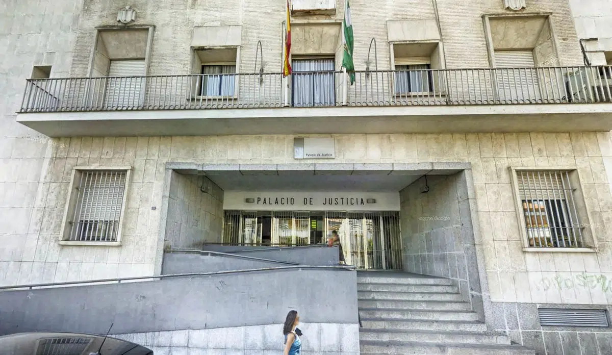 El Juzgado de Primera Instancia 8 de Huelva fija fecha para un juicio el 3 de diciembre de 2026 a las 12 de la mañana