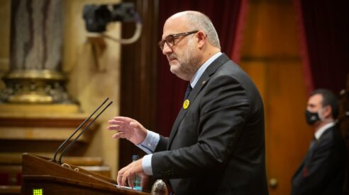 Una concejal será juzgada por supuestas injurias y calumnias a Eduard Pujol, de Junts, al que denunció falsamente por acoso sexual
