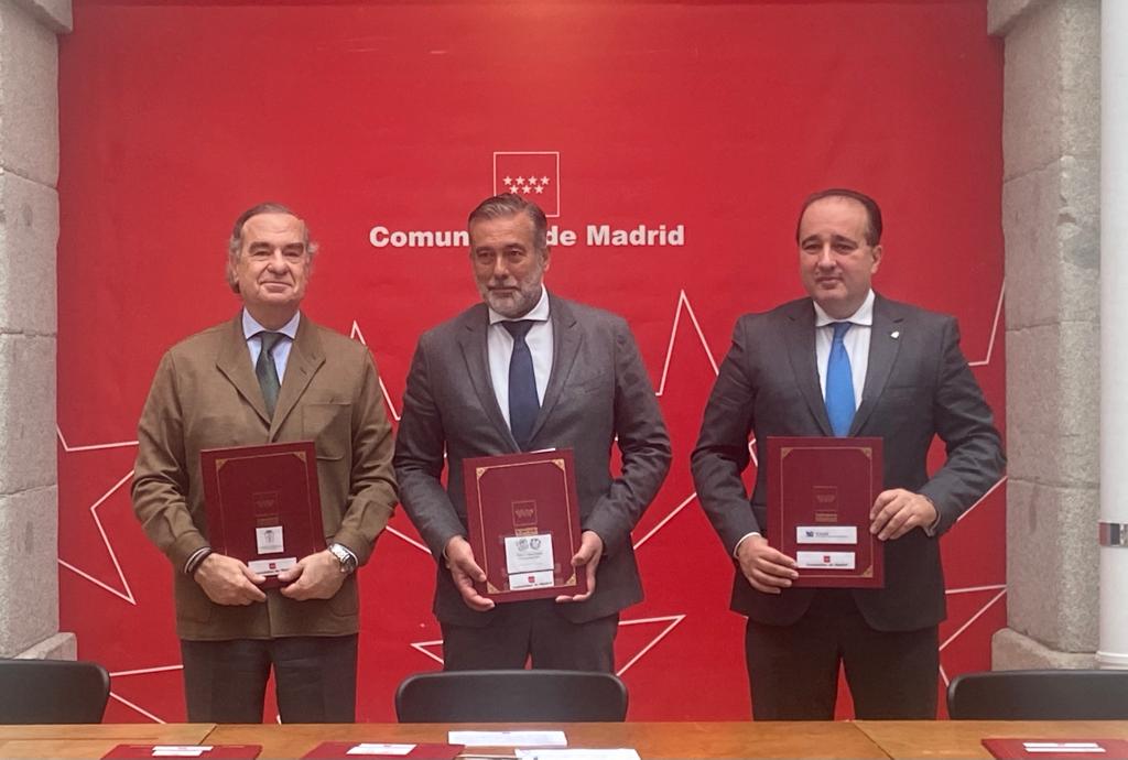 La Comunidad de Madrid y el Consejo de Colegios de Abogados regional firman un convenio que garantiza el pago del turno de oficio para 2022