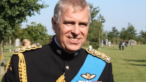 Cartas desde Londres: El curioso caso de la notificación al príncipe Andrés de Inglaterra