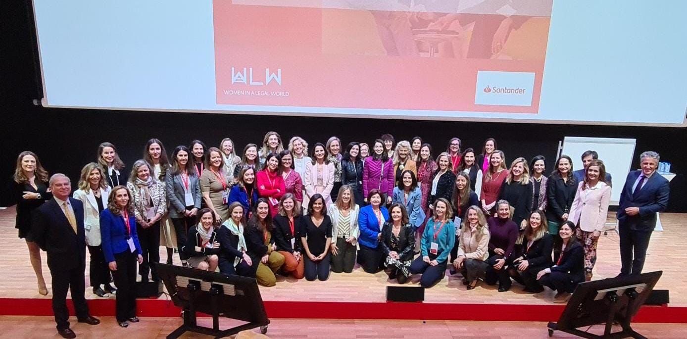 Women in a Legal World y el Santander crean una escuela de lideresas en colaboración con la Harvard Law School