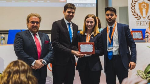 La Universidad de Alcalá de Henares se impone en la VI Liga Nacional de Debate Jurídico con la exoneración de las deudas con Hacienda